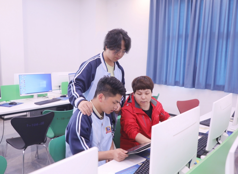 ​李王柯：历经波折，终在陕西新华电脑学校梦圆计算机应用