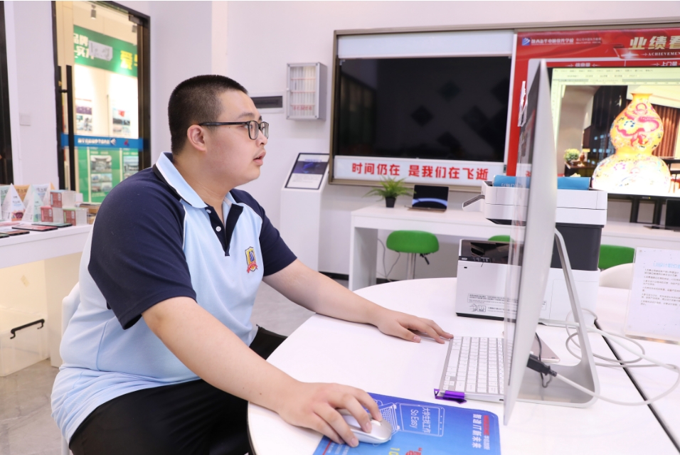 张家豪的AI梦想启航