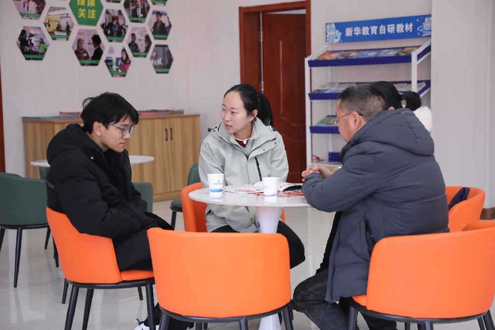 陕西新华电脑学校：2025年正月初六，新生报到，梦想启航