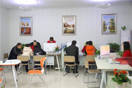 陕西新华电脑软件学校火热报名中