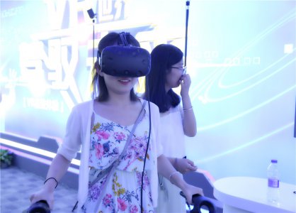 VR极致体验，势不可挡