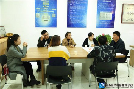 还没毕业就入职？--企业宣讲，人才抢定会火热开展