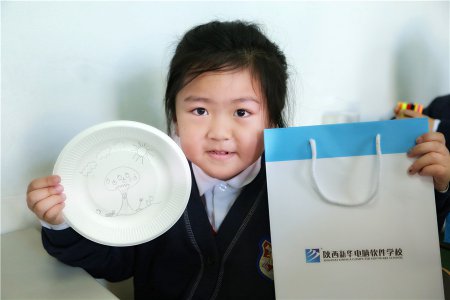 陕西新华响应小学教育创新号召，参与新模式授课