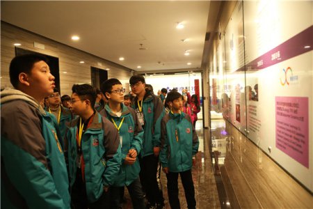 福利来啦，30名新生去上市公司参观学习