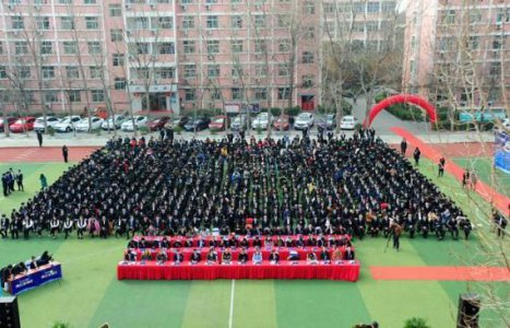媒体关注：超燃！京东、联想都来了，知名企业来这里抢先预定毕业
