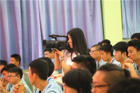 媒体报道：智慧科技·创新未来 陕西新华新专业发布会盛大开启