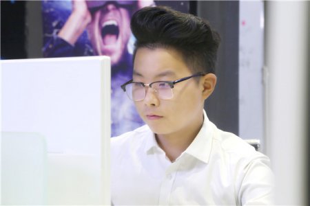 5G软件班刘星言投稿：父亲，父亲