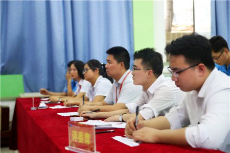 “超级演说家”-陕西新华第八届职业生涯规划演讲大赛圆满落幕