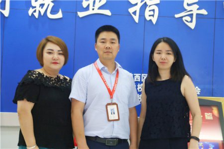 校企共建 产教融合-新华·兔玩订单班签约仪式圆满举办