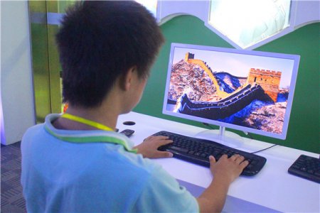 【新生故事】刘晓荣：向着脑中那个模样努力