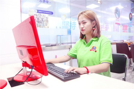 心中有梦，未来可期--对未来充满自信，才能在自信中成就自我