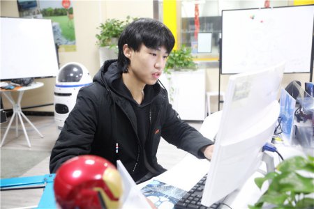 听妈妈的话，学短视频运营专业弯道超车