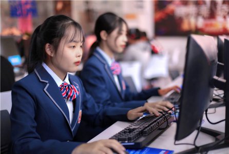 初中毕业学什么好？学互联网专业，开启“薪”征程