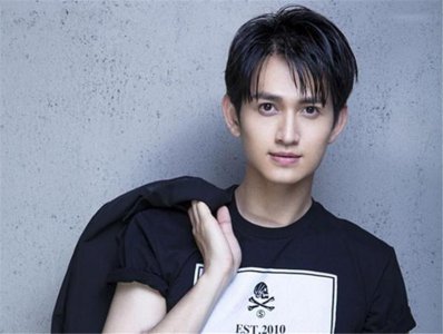马可|专业推荐官：速来围观！知名演员直播探校，为新专业代言！