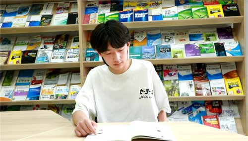 老朋友推荐来新华，我们一起为热爱而来 为梦想而战！