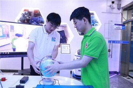 初中生主动分流学电竞，为梦想努力，让未来发光！