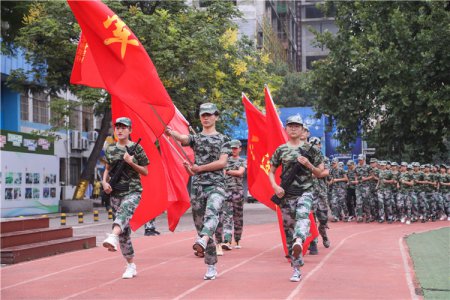 看新华“三教三训”，如何培养技能复合型人才！