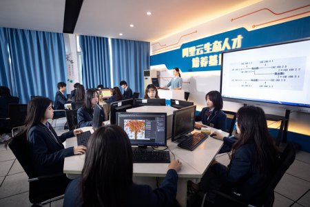 新华电脑值得选择吗？看完你就明白了→