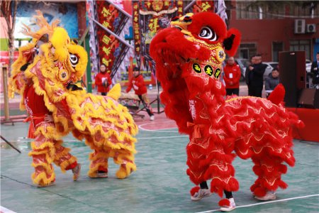 陕西新华春季专业发布会暨校企项目合作签约仪式盛大举行！