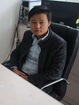 ʦ